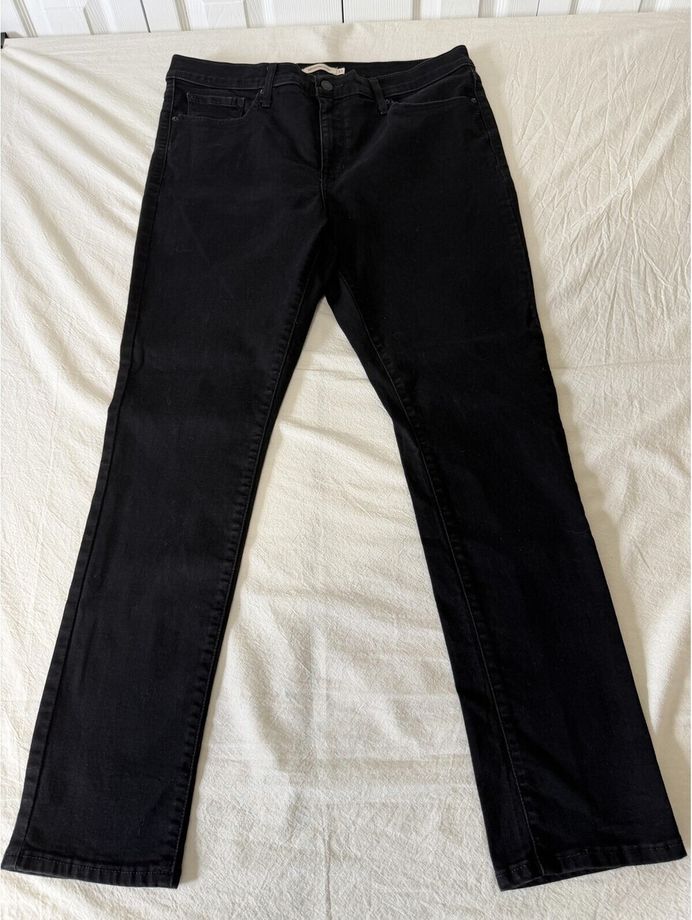 Levi's Jeans Womens 33 Black 311 Shaping Skinny Mid Rise Stretch Denim Waterless